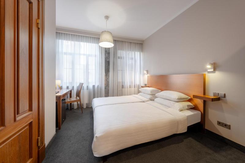 RIJA Riga City Centre Hotel - image 11