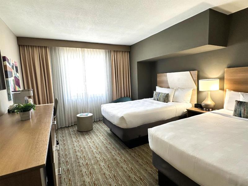 Best Western Plus Atlantic Beach Resort - image 18