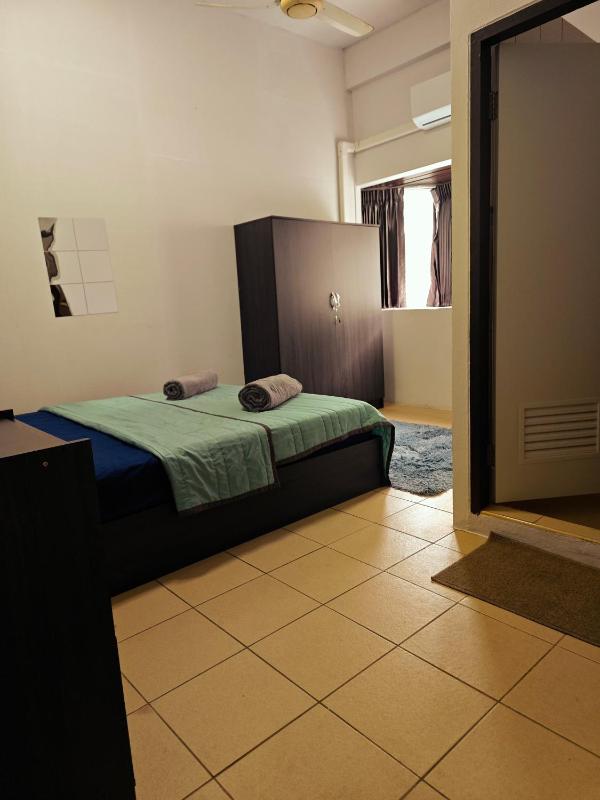TM Room For Rent - image 2