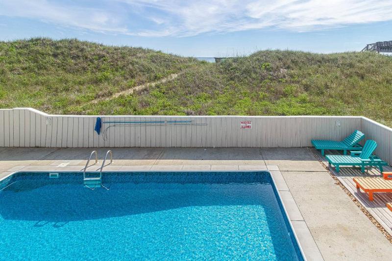 Still Salty - Nags Head MP 11 Oceanfront Ocean View Pool Tiki Bar Hot Tub Pets OK Flex Stays - image 31