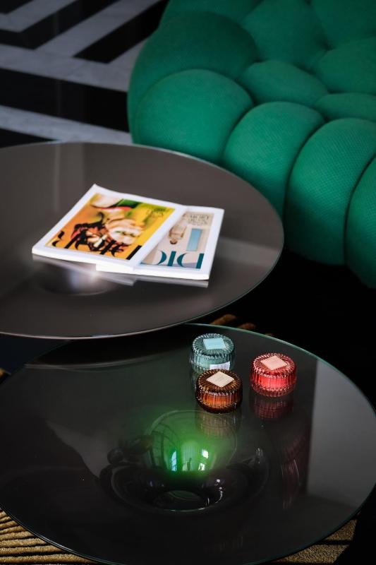 Chic Hotel - image 9