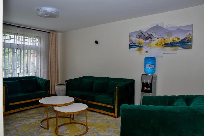 Jacky's Fully Furnished Apartment milimani suites - image 12