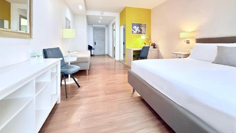 Prestige Rooms Chiaia - image 16