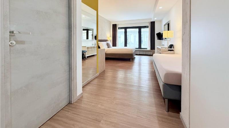 Prestige Rooms Chiaia - image 9