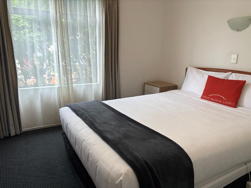 Ascot Motor Lodge - image 31