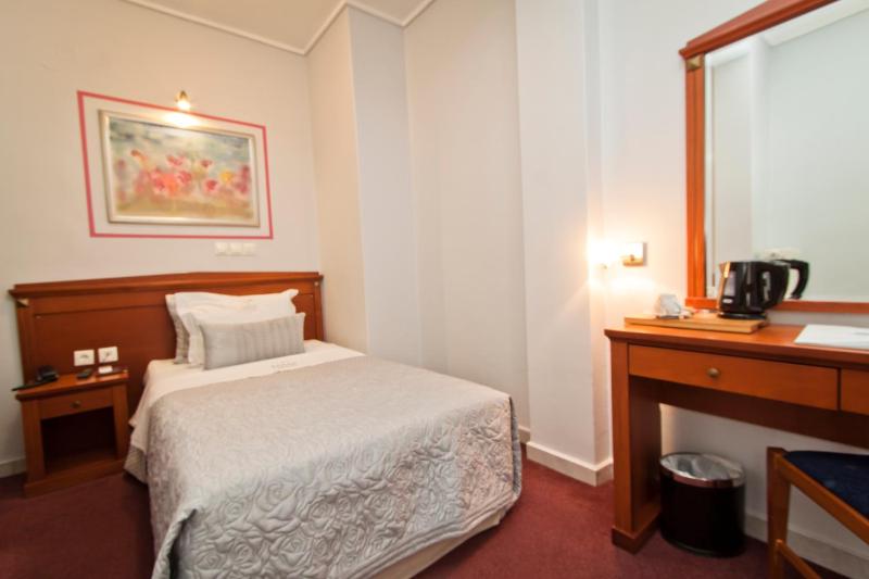 Single Room image 2