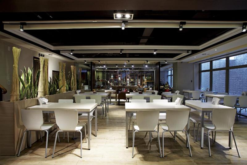 Micasa Hotel - image 8