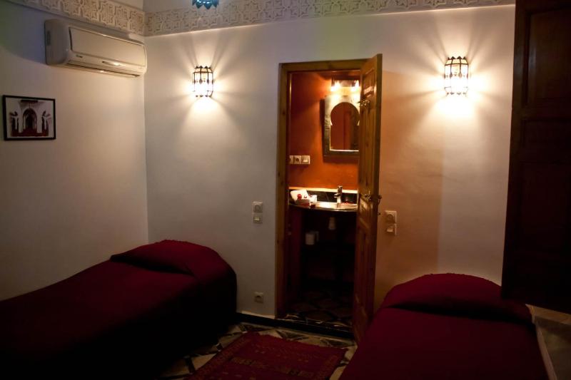 Souleymanie Twin Room image 2