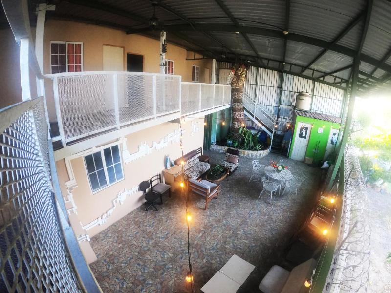 Suite panorámica con terraza - image 12