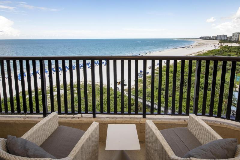 Hilton Marco Island Beach Resort and Spa - image 18