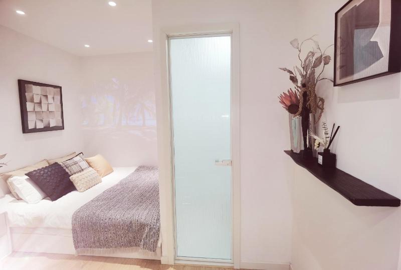 XiaoTing - Warm Modern Flat - image 10