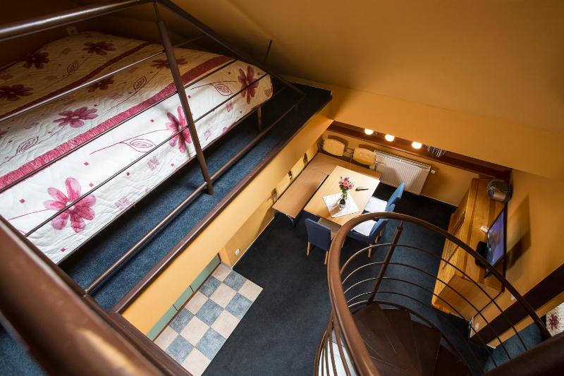 Duplex Apartment (6 Adults) image 4