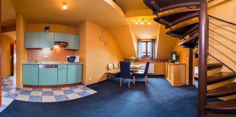 Duplex Apartment (6 Adults) image 3