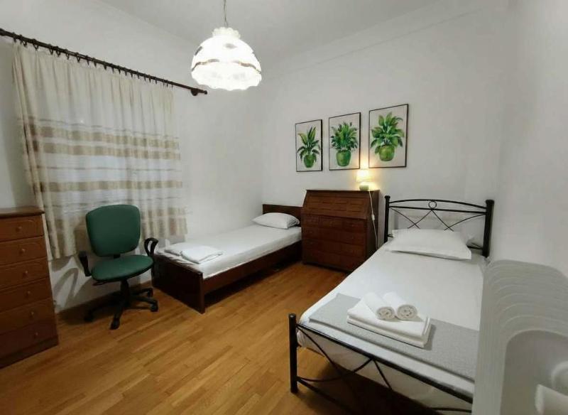 Family-Friendly Comfort in the Heart of Koukaki - image 2
