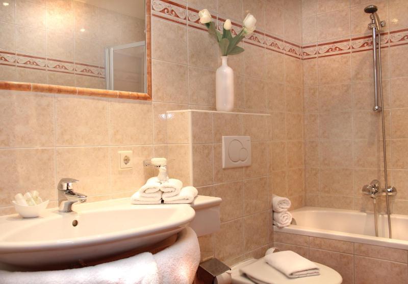Triple Room image 4