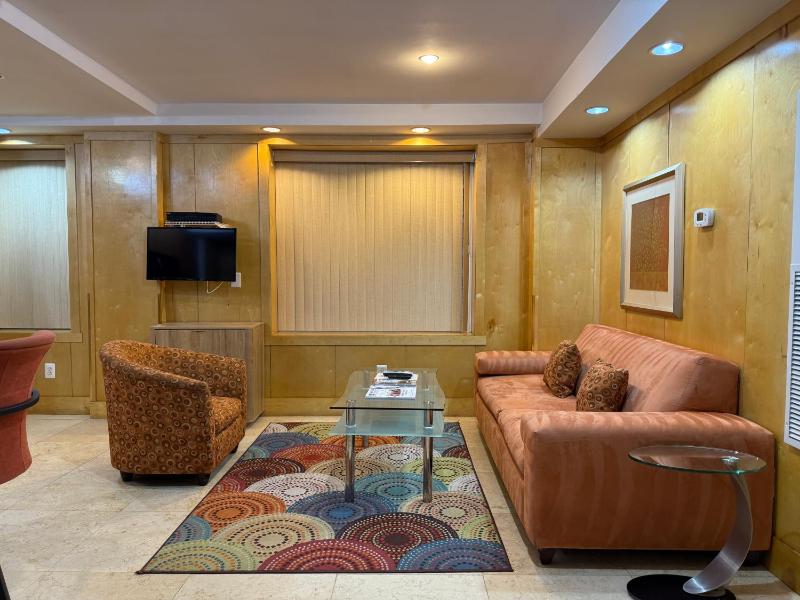 The Eldon Luxury Suites - image 2