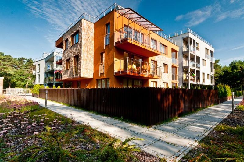 Two-Bedroom Apartment with Garden View - ul. Świętopełka 7 / Z5 image 4