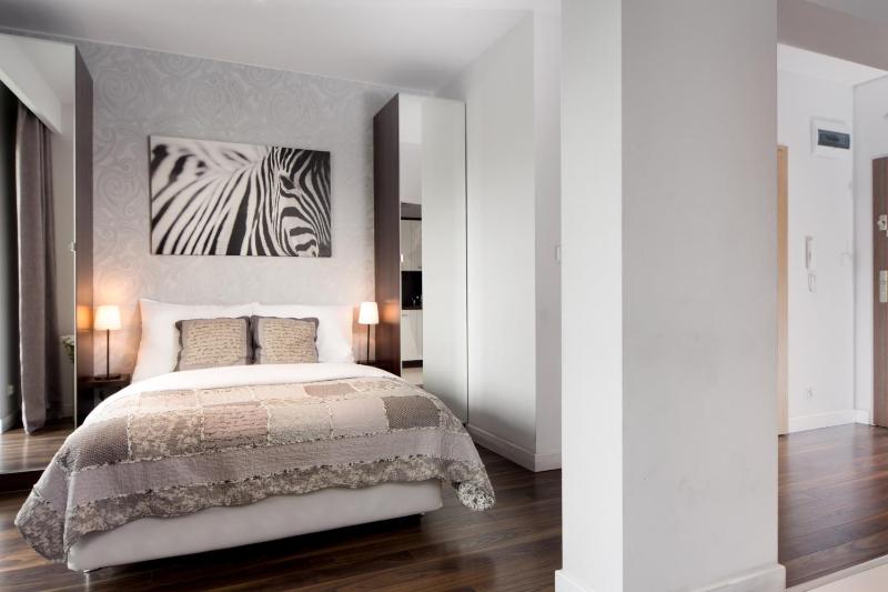 Comfort Studio with Balcony image 4