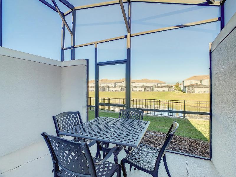 4916 - 5BR w Pool 10min Disney 2 Water Parks - image 16