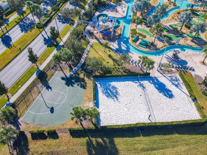 4916 - 5BR w Pool 10min Disney 2 Water Parks - image 10