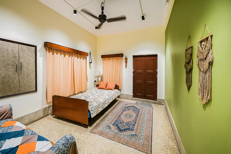 2 rooms appartment with balcony and kitchen - image 9