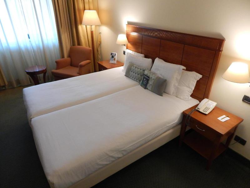 Mercure Rome Leonardo da Vinci Airport - image 37