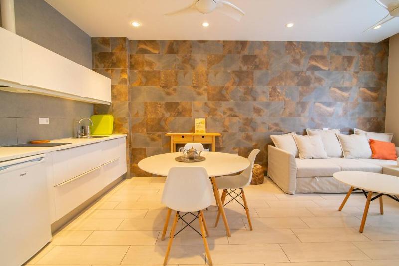 Sahara Suite. Air conditioned. - image 6