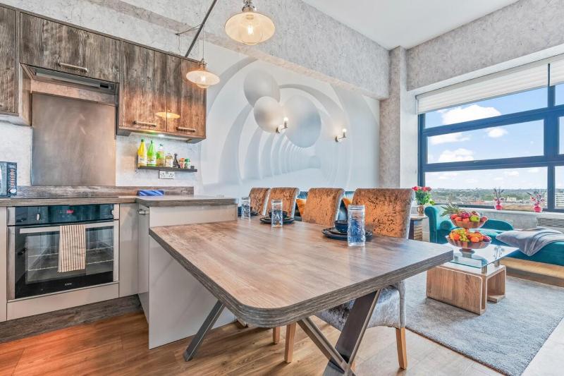 Brindley Apartment - City Centre - Free Parking - image 13