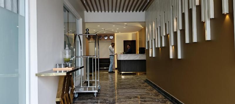 Grand Blu Hotel - image 9