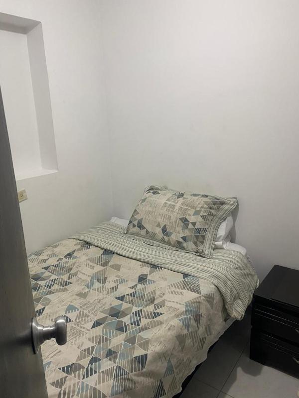 Acogedor Apartamento Pequeño e Independiente - image 4