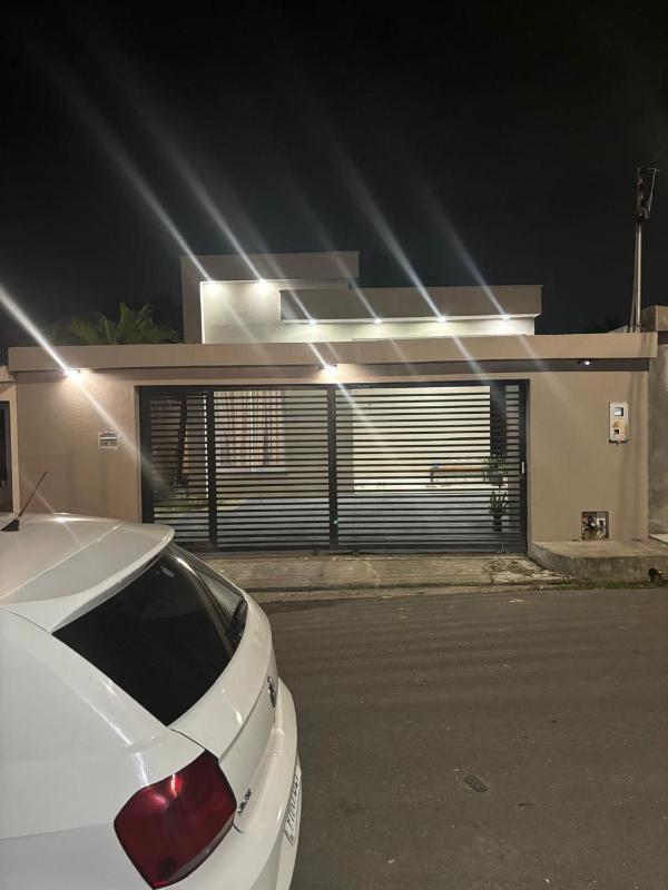 Casa moderna e familiar - image 1