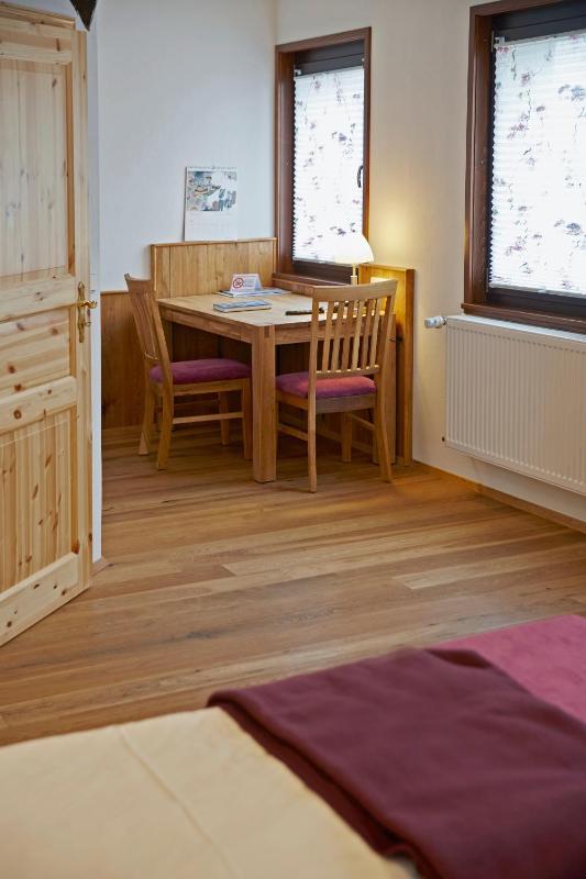 Superior Double Room image 3