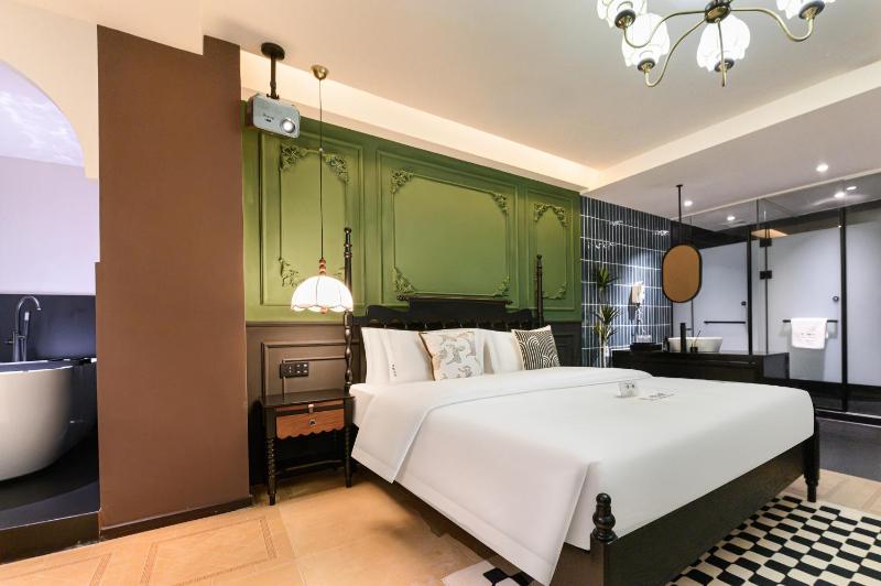Mi Xi Yue Riverside Hotel Jiefangbei Branch We offer airport and station pick-up servicesPlease make a reservation one day in advance - image 35