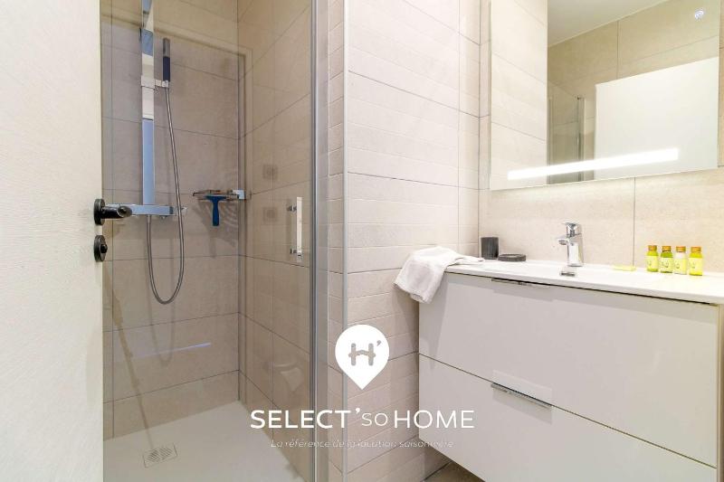 SELECT'soHOME - Villa avec piscine spa et babyfoot pour 10 à proximité de la plage d'Aiguebelle ! - 5 ETOILES - VILLA MANDARINIERS - image 17