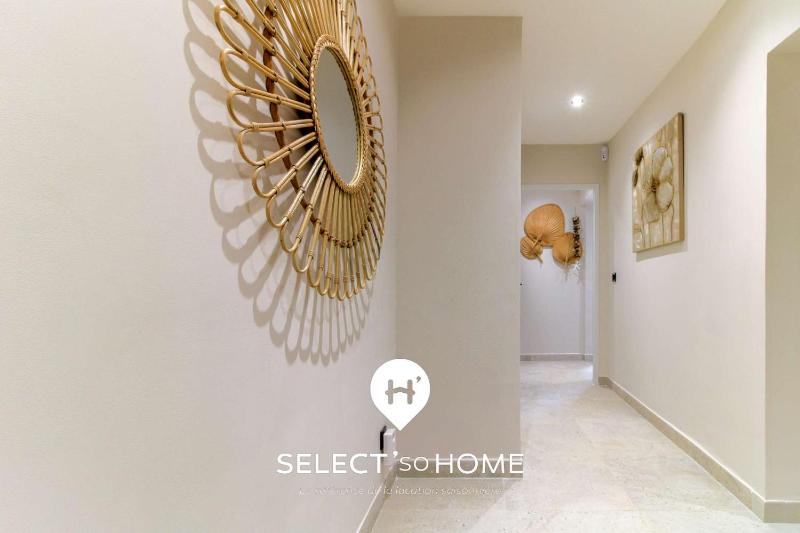 SELECT'soHOME - Villa avec piscine spa et babyfoot pour 10 à proximité de la plage d'Aiguebelle ! - 5 ETOILES - VILLA MANDARINIERS - image 3