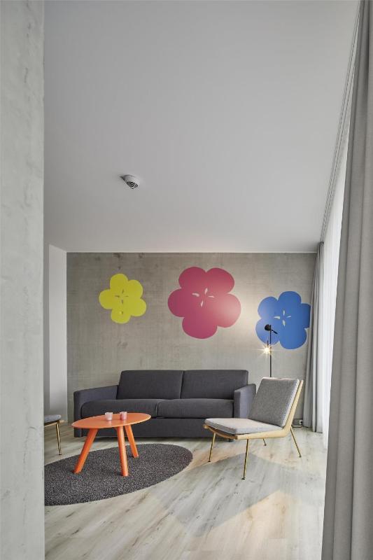 Flowers Hotel Essen - image 37
