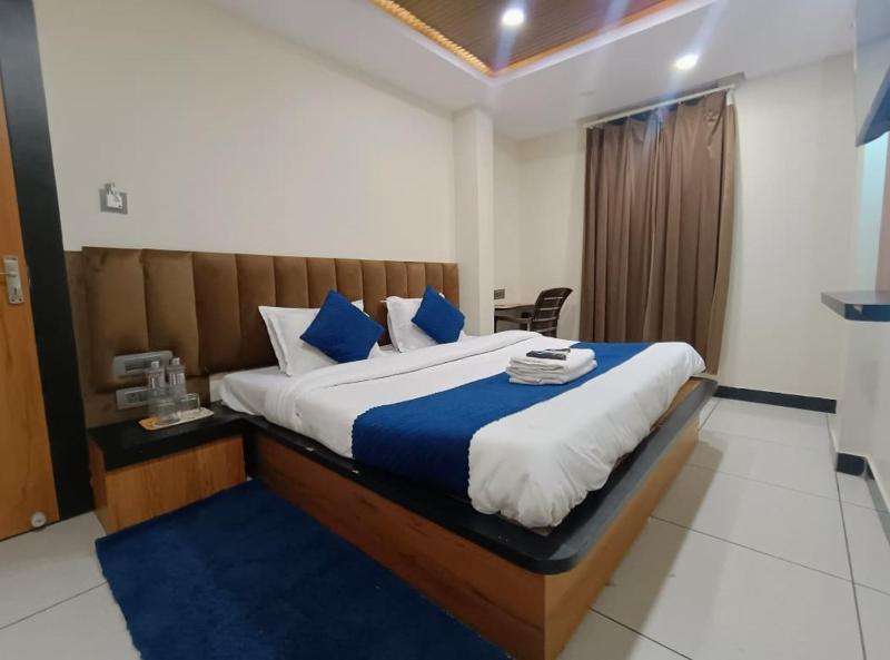 Hotel Shree Anadi Palace - image 4