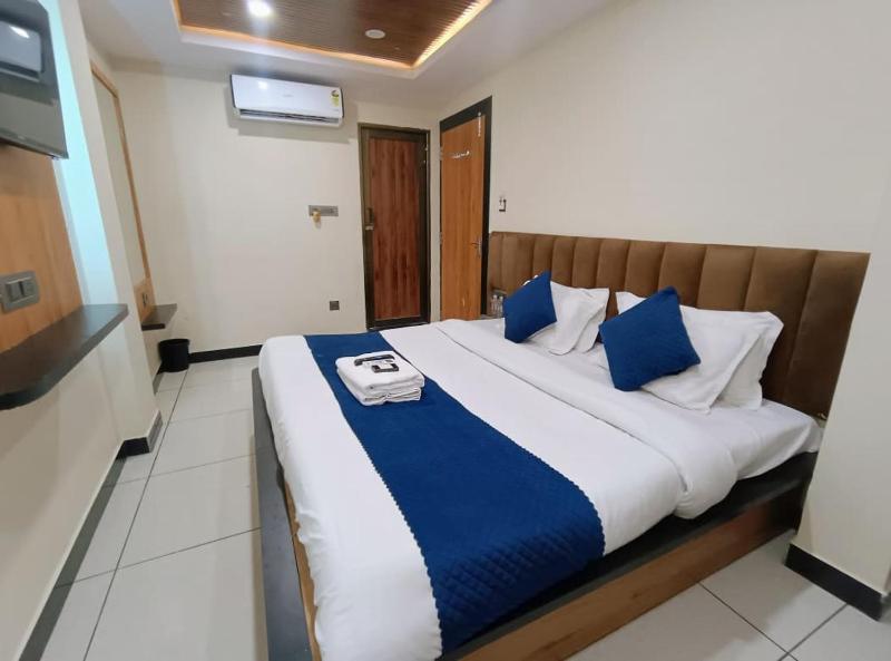 Hotel Shree Anadi Palace - image 7