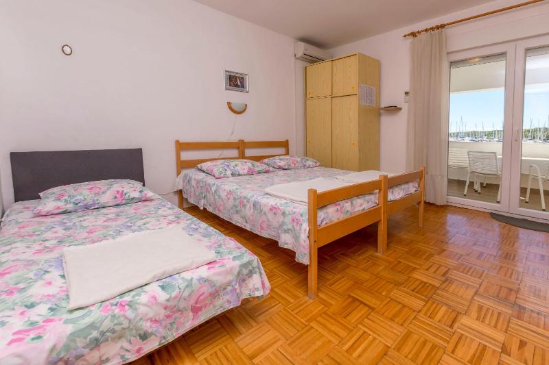 Apartments Jerkunica - image 16