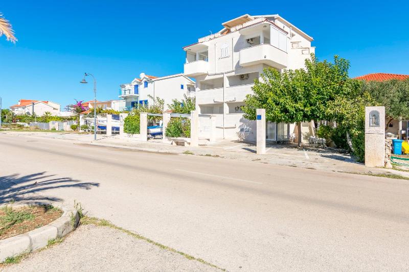 Apartments Jerkunica - image 19