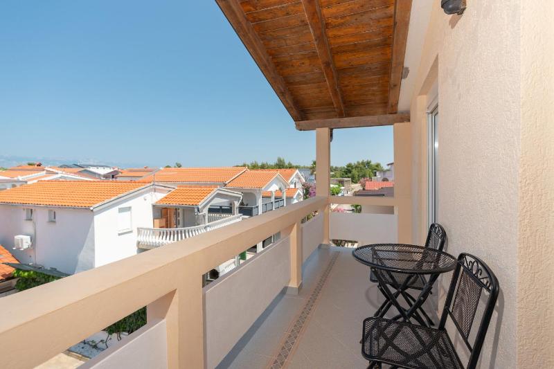Apartments Sanja - image 3