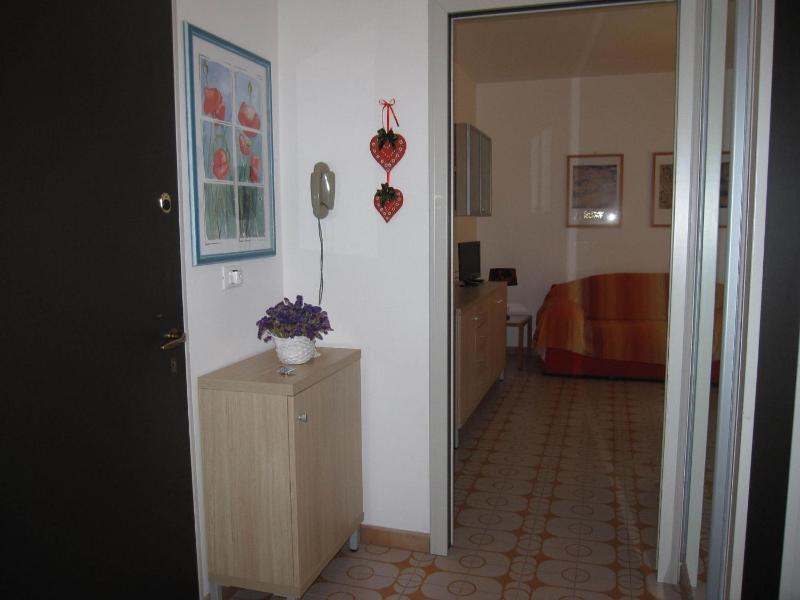 Grado Pineta flat with terrace - image 5
