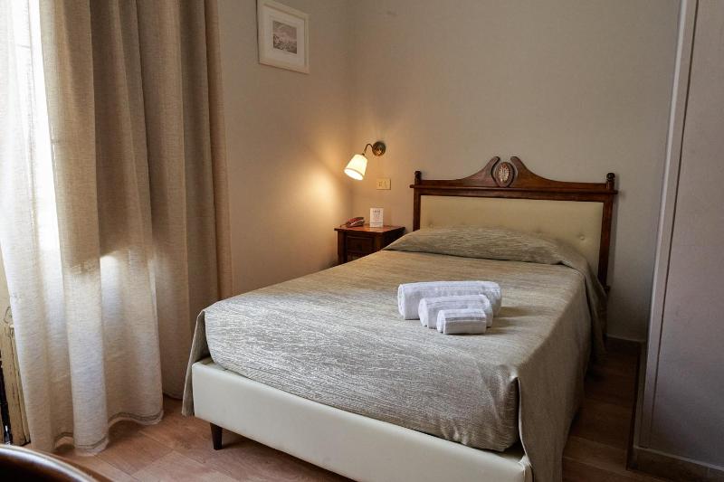 La Collegiata Guest House - image 12