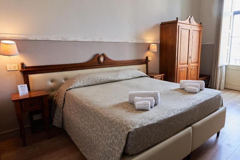 La Collegiata Guest House - image 32