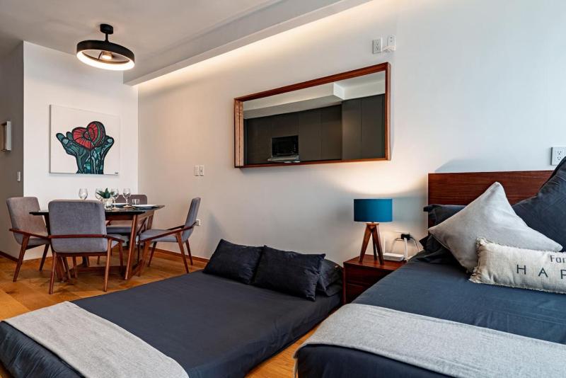 Urban Getaway Loft Pool and Gym in Roma - image 19