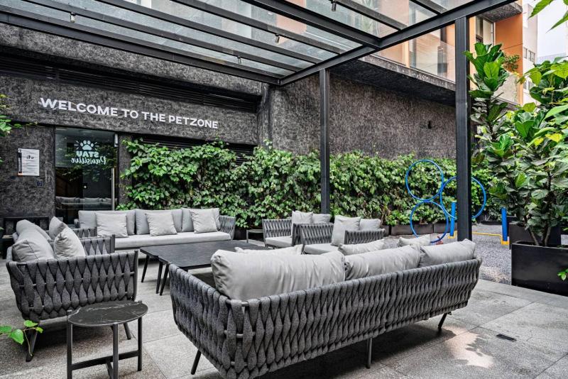 Urban Getaway Loft Pool and Gym in Roma - image 3