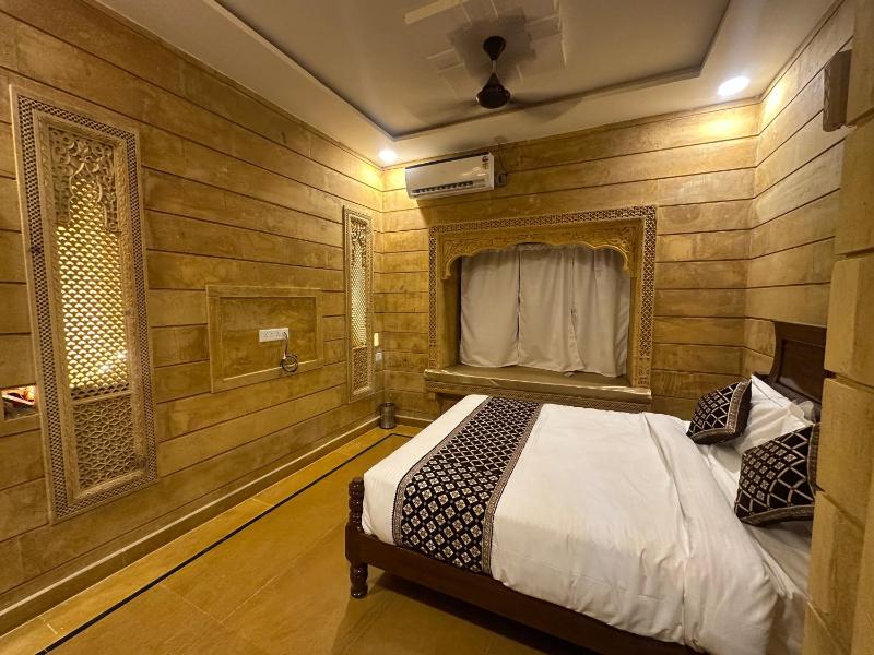 Hotel Golden Safari - image 11