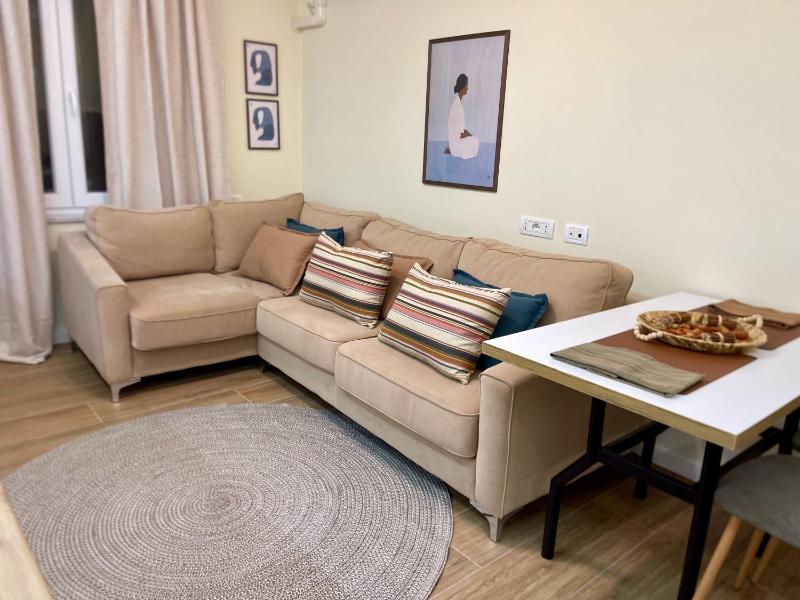 al centro apartment - image 4