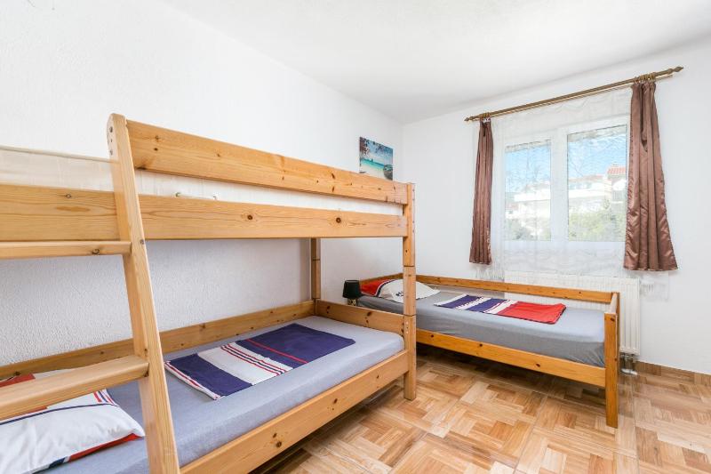 Apartments with parking space Kastel Stafilic Kastela - 24155 - image 34