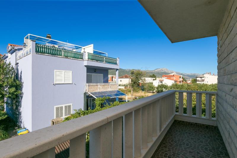 Apartments with parking space Kastel Stafilic Kastela - 24155 - image 29